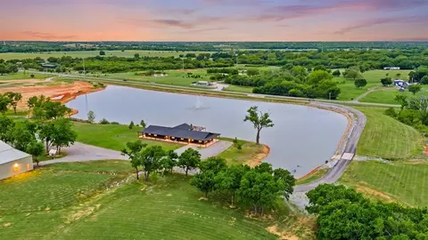 5489 S Main St, Washington, OK 73093