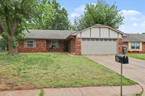 1504 Jupiter Cir, Edmond, OK 73003