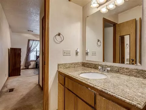 2102 Oak Forest Dr, Norman, OK 73071 photo 21