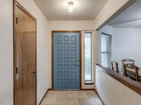 2102 Oak Forest Dr, Norman, OK 73071 photo 4