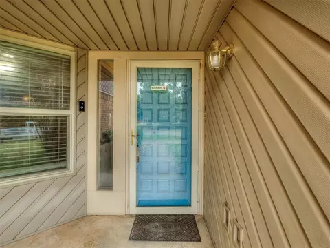 2102 Oak Forest Dr, Norman, OK 73071 photo 3