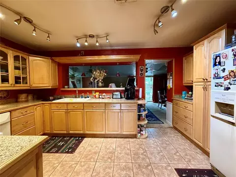 Kitchen - 1021 Coe St, Altus, OK 73521 photo 3 of 3