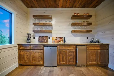 Kitchen - 295 Boulder Crk, Broken Bow, OK 74728 photo 4 of 4