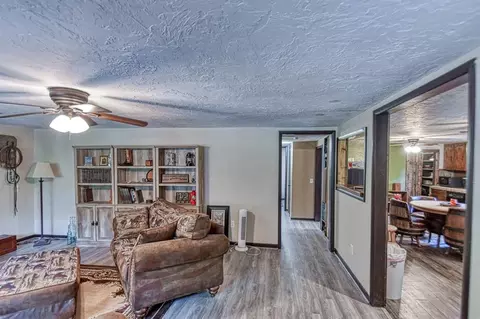 Entry Way - 21630 E Second St, Hinton, OK 73047 photo 2 of 3