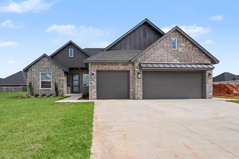 11721 NW 105th St, Yukon, OK 73099