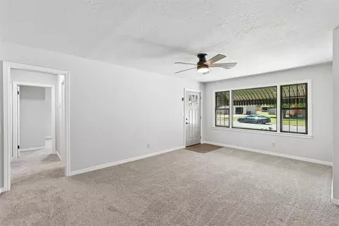 Living - 318 S Walnut St, Apache, OK 73006 photo 1 of 9
