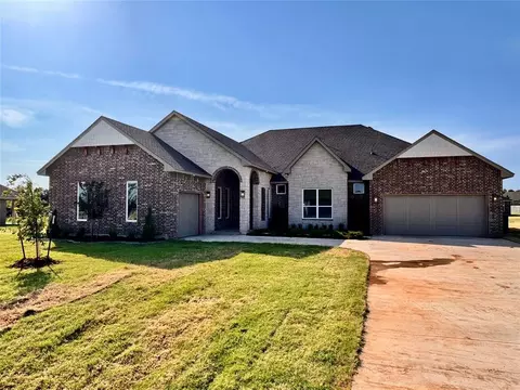 4084 Blue Ridge Ave, Newcastle, OK 73065