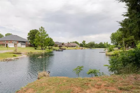 View/Area - 535 Eagle Lake Ln, Newcastle, OK 73065 photo 2 of 11
