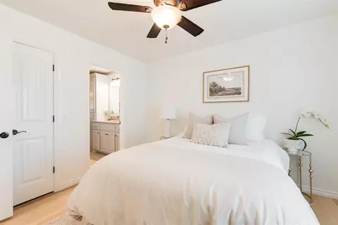 Bedroom - 535 Eagle Lake Ln, Newcastle, OK 73065 photo 2 of 4