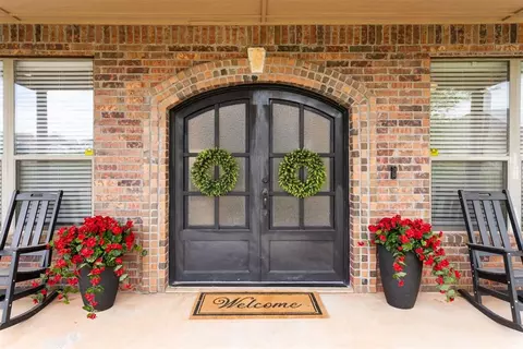 Entry Way - 535 Eagle Lake Ln, Newcastle, OK 73065 photo 1 of 3