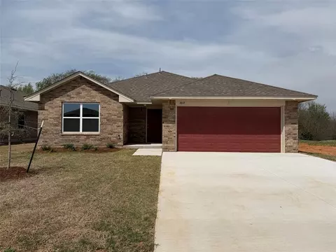 2017 Brush Creek Way, Newcastle, OK 73065