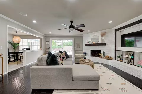 Living - 3926 Warwick Dr, Norman, OK 73072 photo 1 of 6