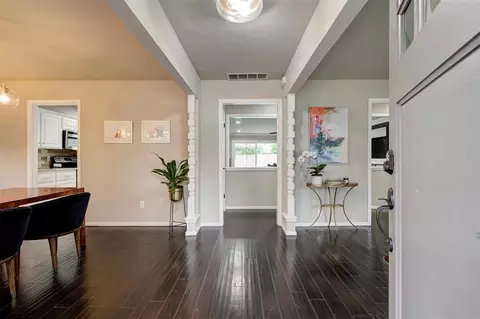 Entry Way - 3926 Warwick Dr, Norman, OK 73072 photo 1 of 1