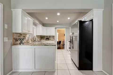 Kitchen - 3926 Warwick Dr, Norman, OK 73072 photo 1 of 4