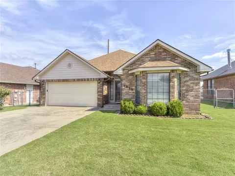4825 Montclair Dr, Del City, OK 73115