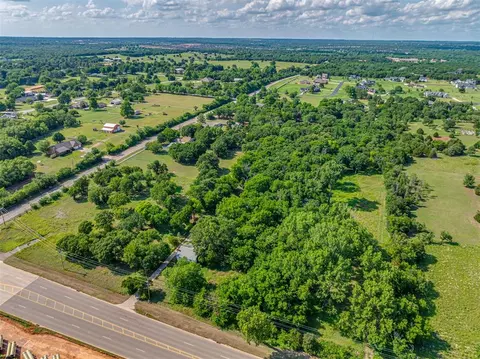 7121 E 2nd St, Edmond, OK 73034 photo 8