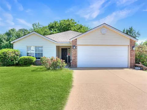 1012 Shadowlake Rd, Norman, OK 73071
