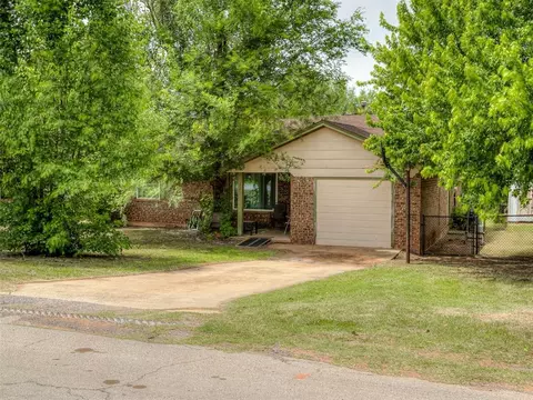 321 N Jefferson Ave, Blanchard, OK 73010