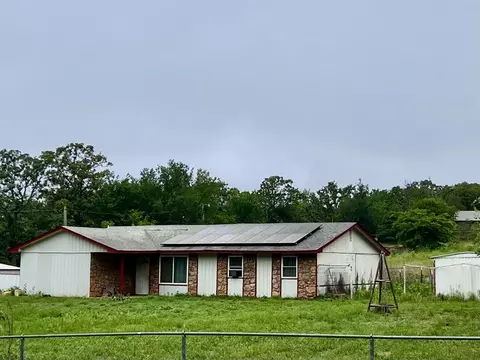 15421 NE Hickory Ln, Noble, OK 73068