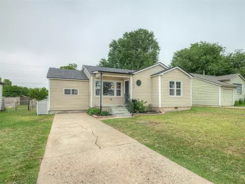 7205 NW 45th St, Bethany, OK 73008
