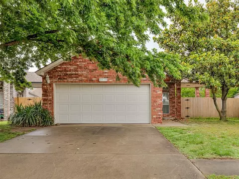 2619 Briarcliff Dr, Oklahoma City, OK 73170
