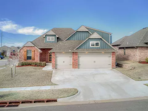 9321 NW 90th St, Yukon, OK 73099