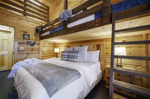 Bedroom - 225 Stevens Rd, Broken Bow, OK 74728 photo 8 of 8