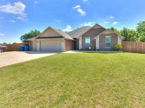 Exterior - 763 S Sara Rd, Tuttle, OK 73089 photo 2 of 4