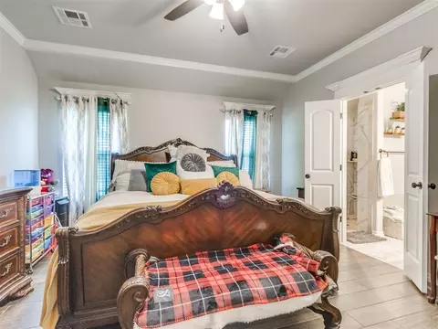 Bedroom - 763 S Sara Rd, Tuttle, OK 73089 photo 2 of 2