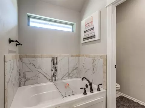 Bath - 763 S Sara Rd, Tuttle, OK 73089 photo 7 of 7