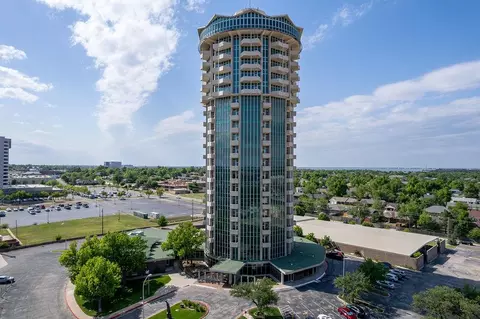 5900 NW Mosteller Dr #151, Oklahoma City, OK 73112
