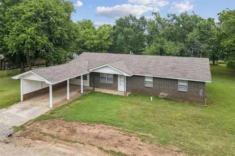 1820 W Ardmore Ave, Sulphur, OK 73086
