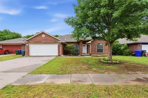 1708 Parkridge Dr, Norman, OK 73071