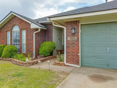 Exterior - Undisclosed, Moore, OK 73160 photo 4 of 10