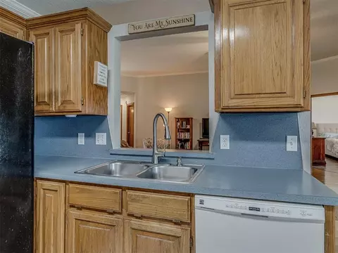 Kitchen - Undisclosed, Moore, OK 73160 photo 3 of 5