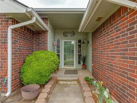 Other - Undisclosed, Moore, OK 73160 photo 1 of 10