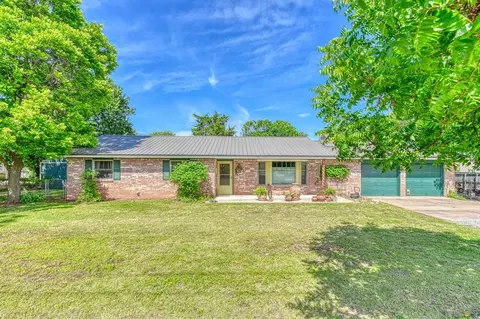 405 S Council Rd, Newcastle, OK 73065