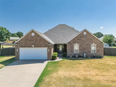 1603 Windmill Ridge Dr, Shawnee, OK 74804