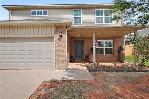 Exterior - 9616 Eli Dr, Moore, OK 73160 photo 1 of 4