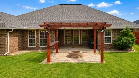 Exterior - 3101 White Tail Dr, Altus, OK 73521 photo 3 of 5