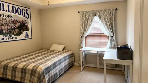 Bedroom - 3101 White Tail Dr, Altus, OK 73521 photo 3 of 6