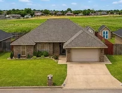 Exterior - 3101 White Tail Dr, Altus, OK 73521 photo 2 of 5