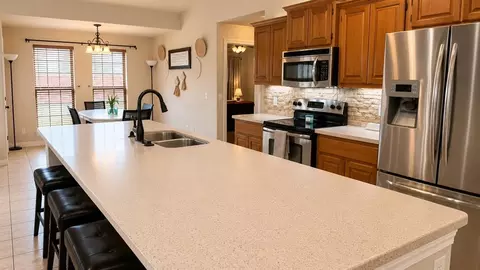 Kitchen - 3101 White Tail Dr, Altus, OK 73521 photo 4 of 6