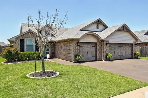 16709 Monroe Dr, Edmond, OK 73012