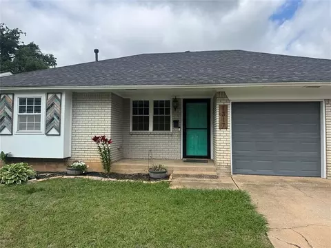 1317 Lawton Ave, Moore, OK 73160