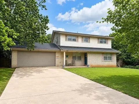 1813 Bellaire Cir, Moore, OK 73160