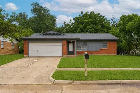 1200 Mcdonald Dr, Midwest City, OK 73130