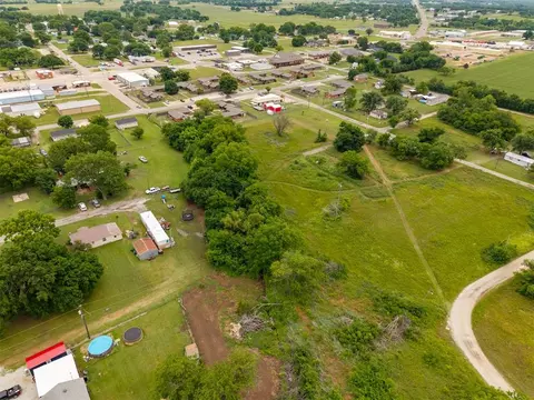 6 Th St, Prague, OK 74864 photo 8