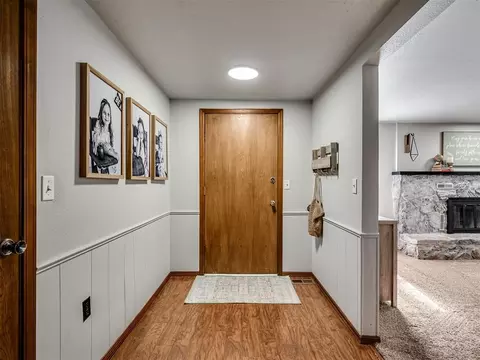Entry Way - 2031 Kens Cir, Crescent, OK 73028 photo 1 of 4