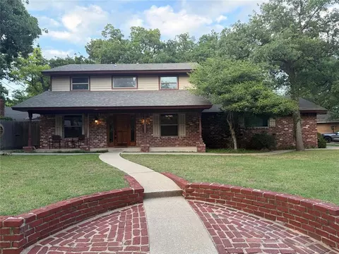 1800 N Rollingridge Ave, Bethany, OK 73008